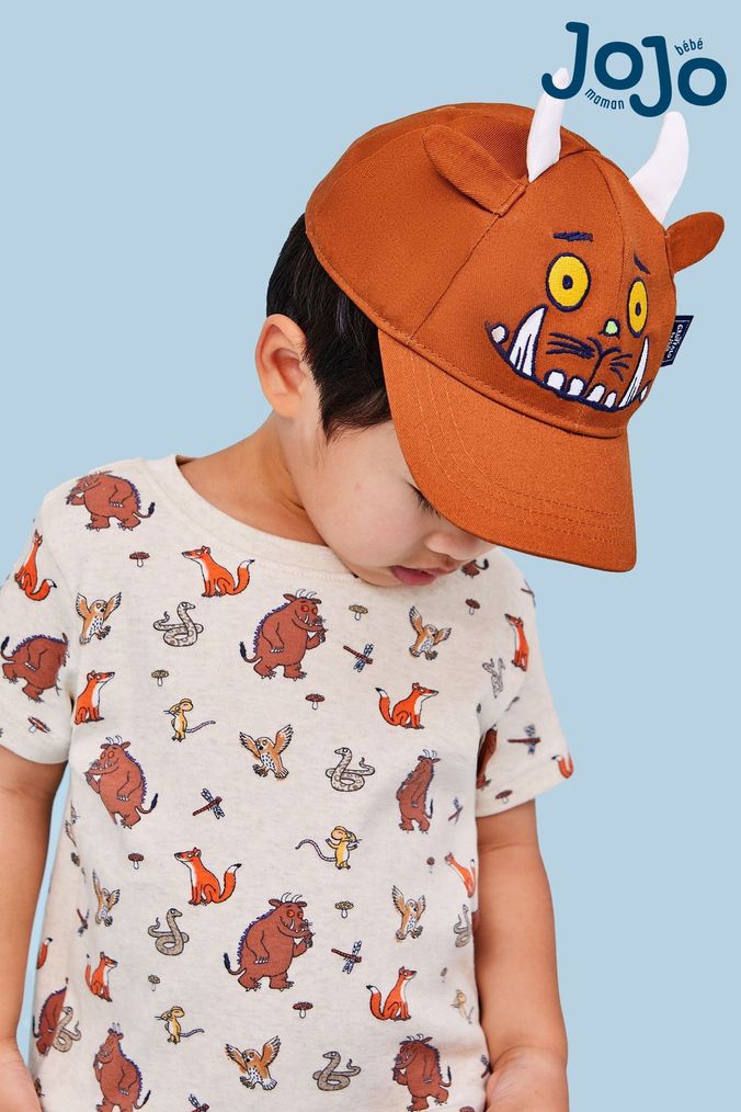 Boys brown shop hat