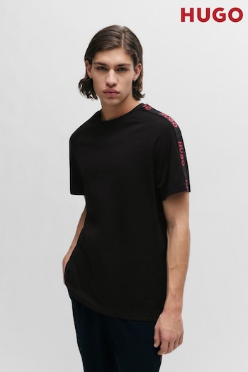HUGO Relaxed-Fit Black T-Shirt in Stretch Cotton With Logo Tape (Q76661) | £59