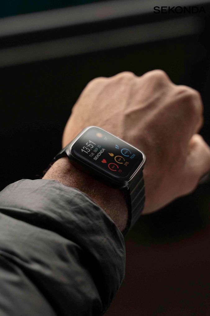 Next smartwatch store