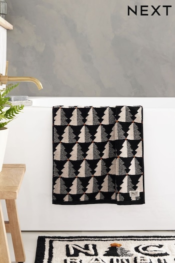 Black & White 100% Cotton Mono Christmas Tree Towels (Q94780) | £8