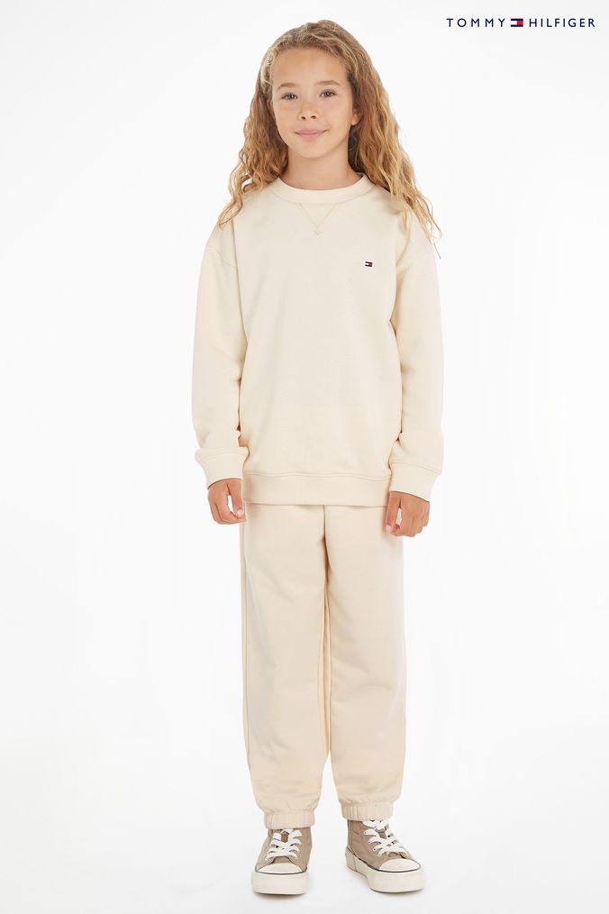 Tommy shop girl outfits