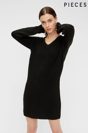 PIECES Black Long Sleeve V Neck Knitted Jumper Dress (R23880) | £30