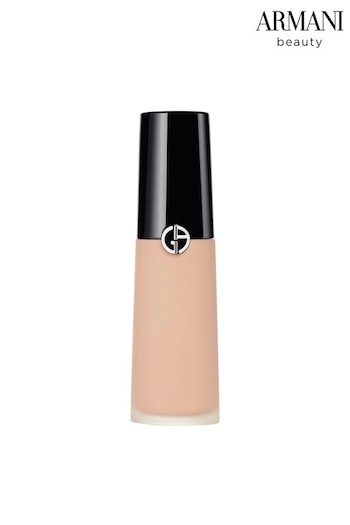 Armani Beauty Luminous Silk Lightweight Liquid Concealer (R67377) | £37
