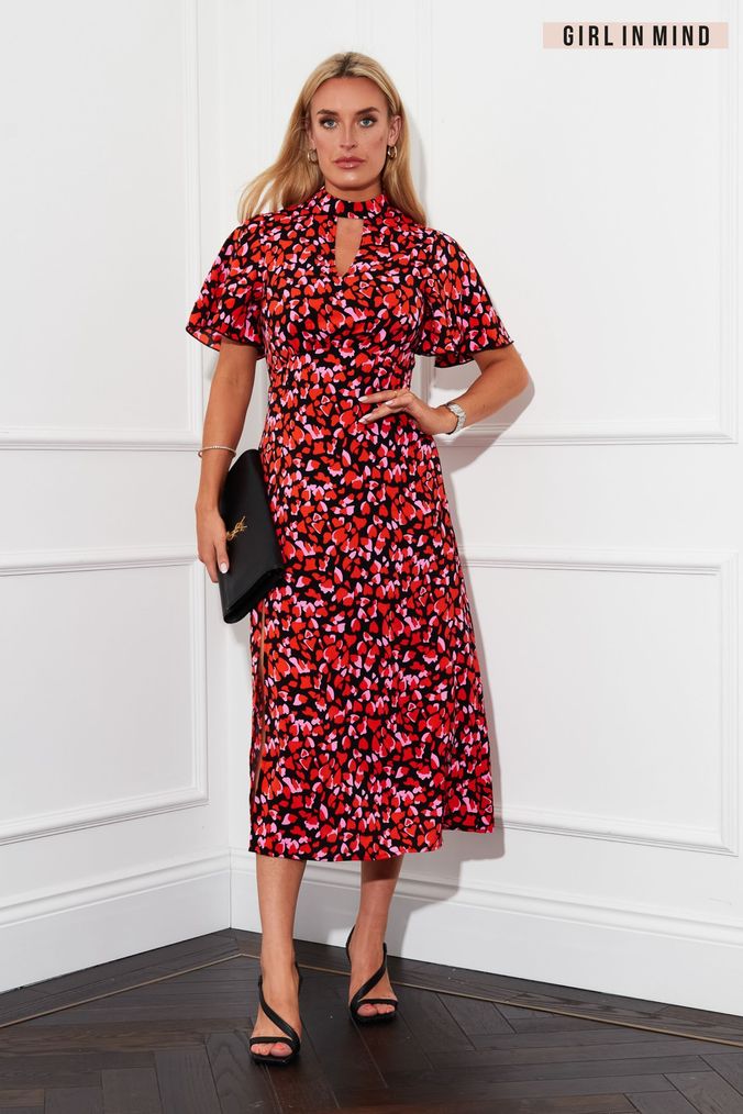 Girl in mind red dress sales