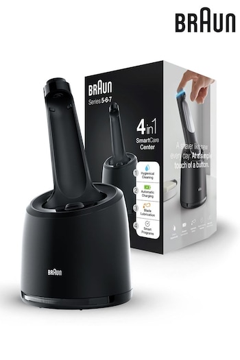 Braun 4 in 1 Smart Care Cleaning Center (R78085) | £35