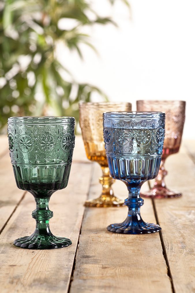 Blue store drinking glasses