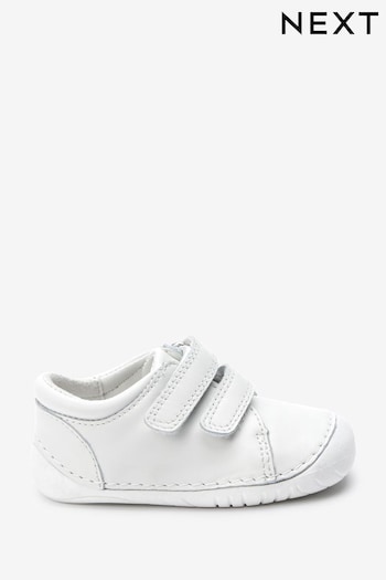 White Wide Fit (G) Crawler Cotswolds Shoes (T19337) | £24