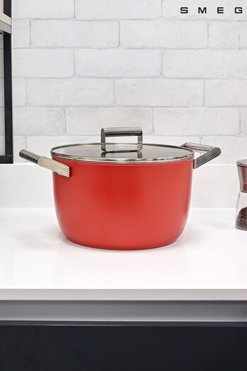 Smeg Red Red Casserole Dish With Lid 26cm (T28743) | £150