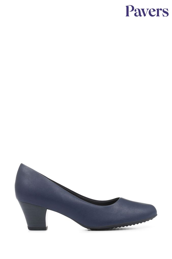 Short hotsell navy heels