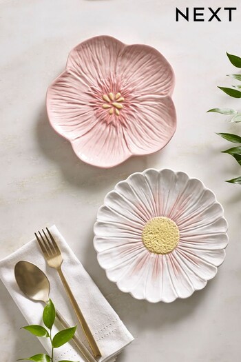 Set of 2 Pink Flower Side Plates (T54127) | £15