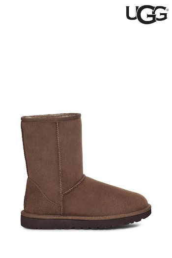 UGG slick Classic Short II Boots (T69623) | £185