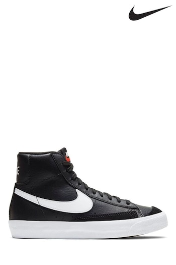 Nike heel Black/White Blazer 77 Mid Youth Trainers (T76178) | £68