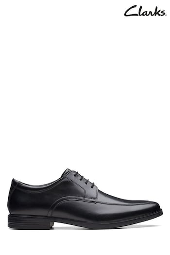 Clarks Black Leather Howard Apron Shoes (T76905) | £70