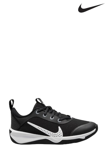 Nike singles Black/White Youth Omni Multi-Court Trainers (U08817) | £40