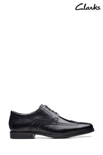 Clarks Black Leather Howard Wing Wide Fit Shoes (U22290) | £70