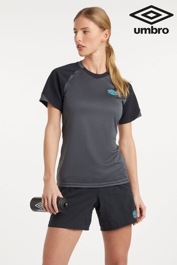 Umbro Womens Grey Pro Training Gym T-Shirt (U42218) | £30
