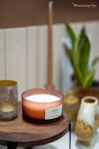 Illume by Bloomingville Red Cozy Nectarine Scented Candle 250 G 25 Hour (U53943) | £32