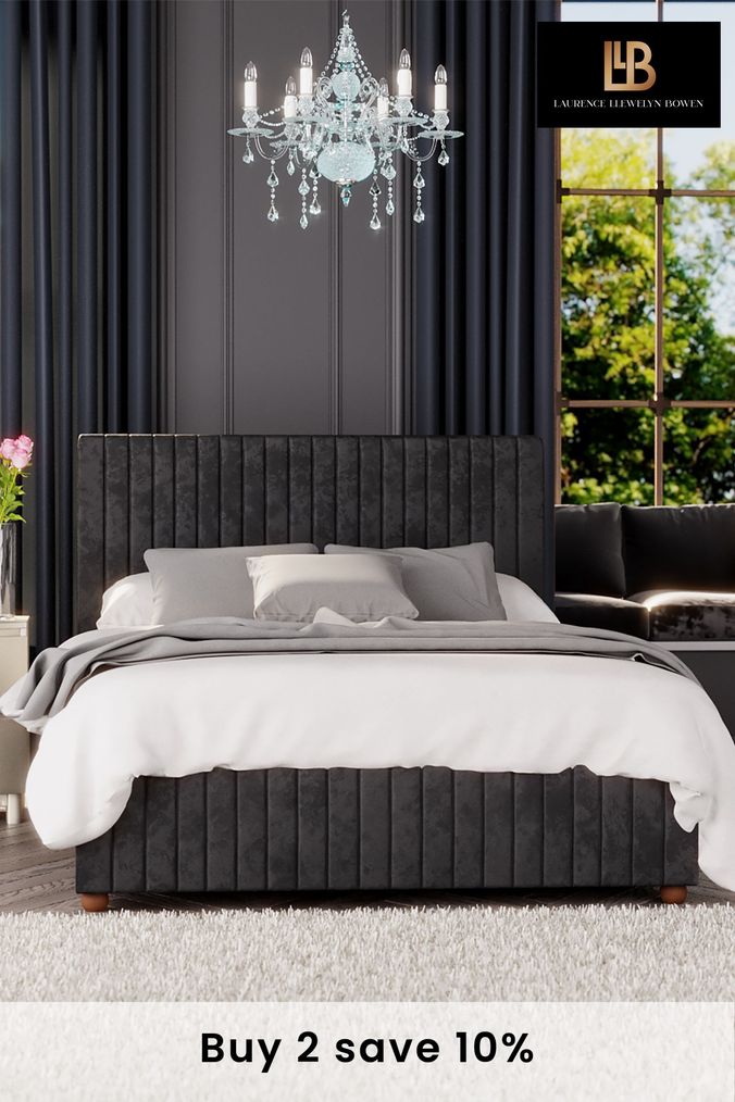 Black velvet sale bedroom set