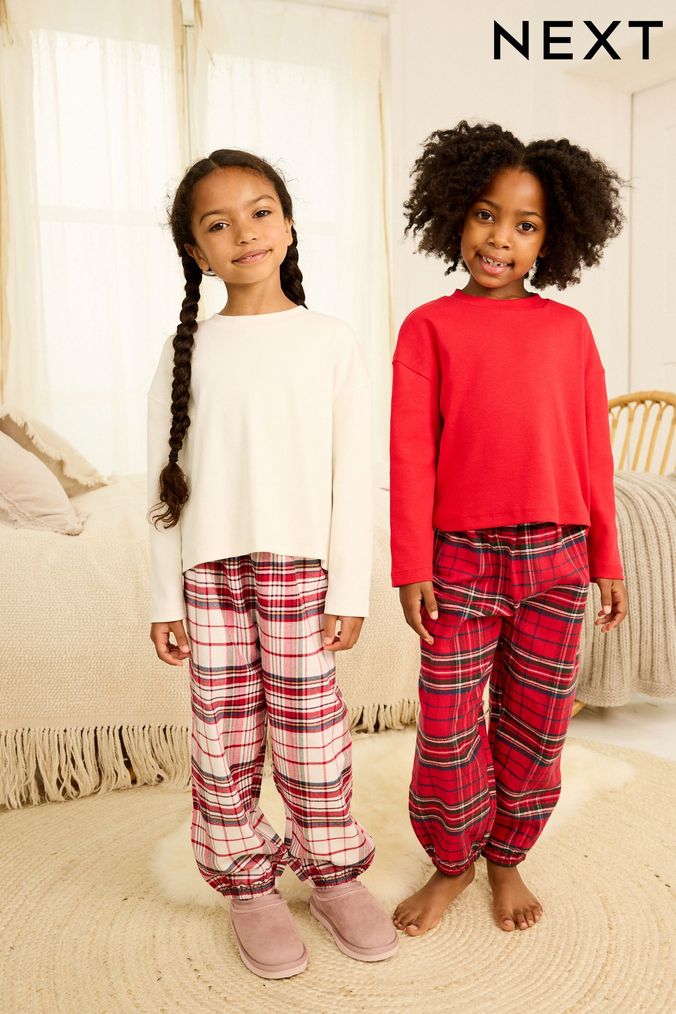 Plain girls pyjamas deals