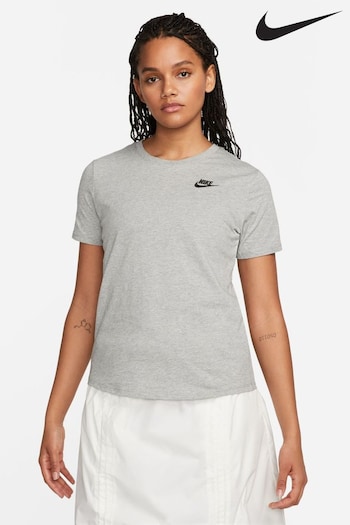Nike dunks Grey Club Essentials T-Shirt (U84492) | £23