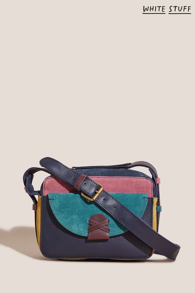 The white outlet stuff handbags