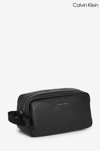 Calvin phone Klein Black Warmth Washbag (U95231) | £60