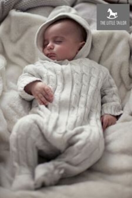 Crem - Costum tricotat moale pentru bebeluși The Little Tailor Bebeluși (100726) | 387 LEI