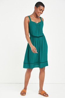 Robe courte froncée