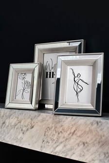 Silver Beaded Mirror Picture Frame (138654) | €15 - €23