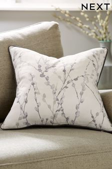 Natural Willow Embellished Floral 50 x 50cm Cushion (150934) | €18
