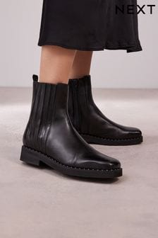黑色 - Forever Comfort® 方頭款式Chelsea 短靴 (157484) | NT$2,530
