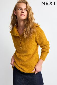 Ochra, żółty - Sweter z tkaniny bouclé z guzikami pod szyją (160955) | 112 zł
