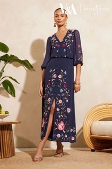V&A | Love & Roses Embroidered Scallop Neck Dobby Midi Dress d