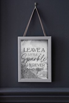 קישוט מנצנץ לתלייה