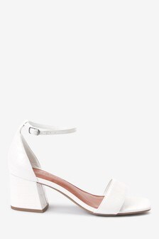 Sandales simples Forever Comfort® à talon carré