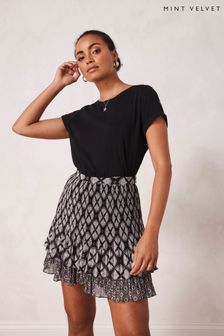 Mint Velvet Black Mixed Print Mini Skirt (222800) | 60 €