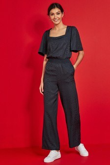 Combinaison à encolure carrée