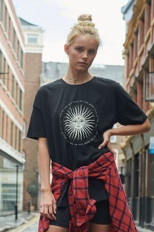 T-shirt oversize avec graphique soleil