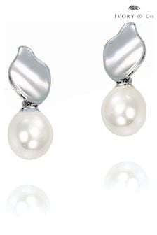 Ivory & Co Rhodium Osaka Modern Pearl Drop Earrings (224876) | kr389