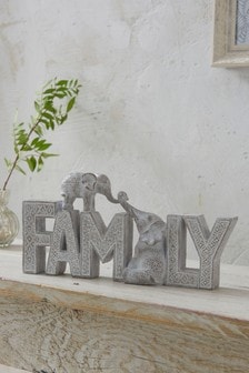 Grey Elephant Family Word Block (230273) | 23 €