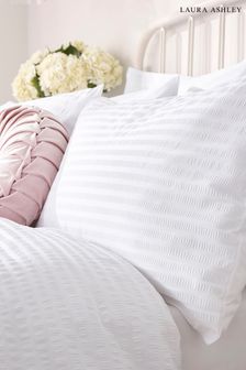 Laura Ashley Set of 2 White Emma Seersucker Pillowcases (236482) | 19 €