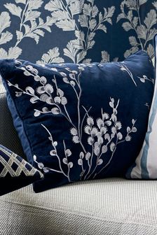 Laura Ashley Midnight Blue Rectangle Pussy Willow Cushion (254485) | 84 €