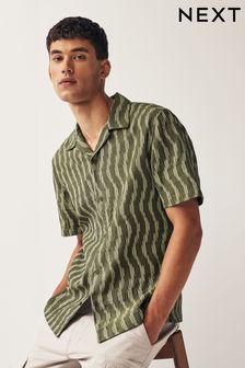 Textured Short Sleeve Shirt With Cuban Collar