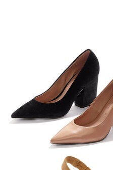 Escarpins en cuir à talon carré