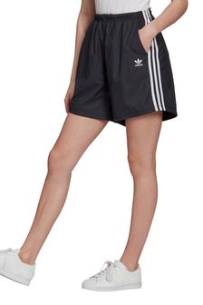 黑色 - adidas Originals 3條紋長版短褲 (273661) | NT$1,070