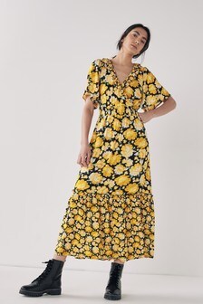 Robe cache-cœur à volants