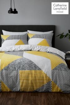 Catherine Lansfield Ochre Yellow Grey Larsson Geo Duvet Cover and Pillowcase Set (300053) | 25 € - 40 €