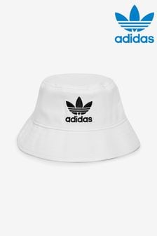 أبيض - Adidas Originals Trefoil Bucket Hat (313525) | 147 ر.س