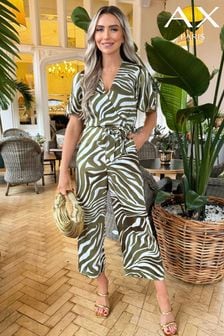 Printed Butterfly Sleeve Belted Jumpsuit (352467) | €71