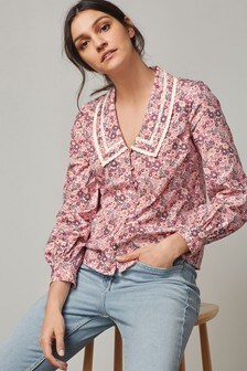 Chemise avec col en dentelle